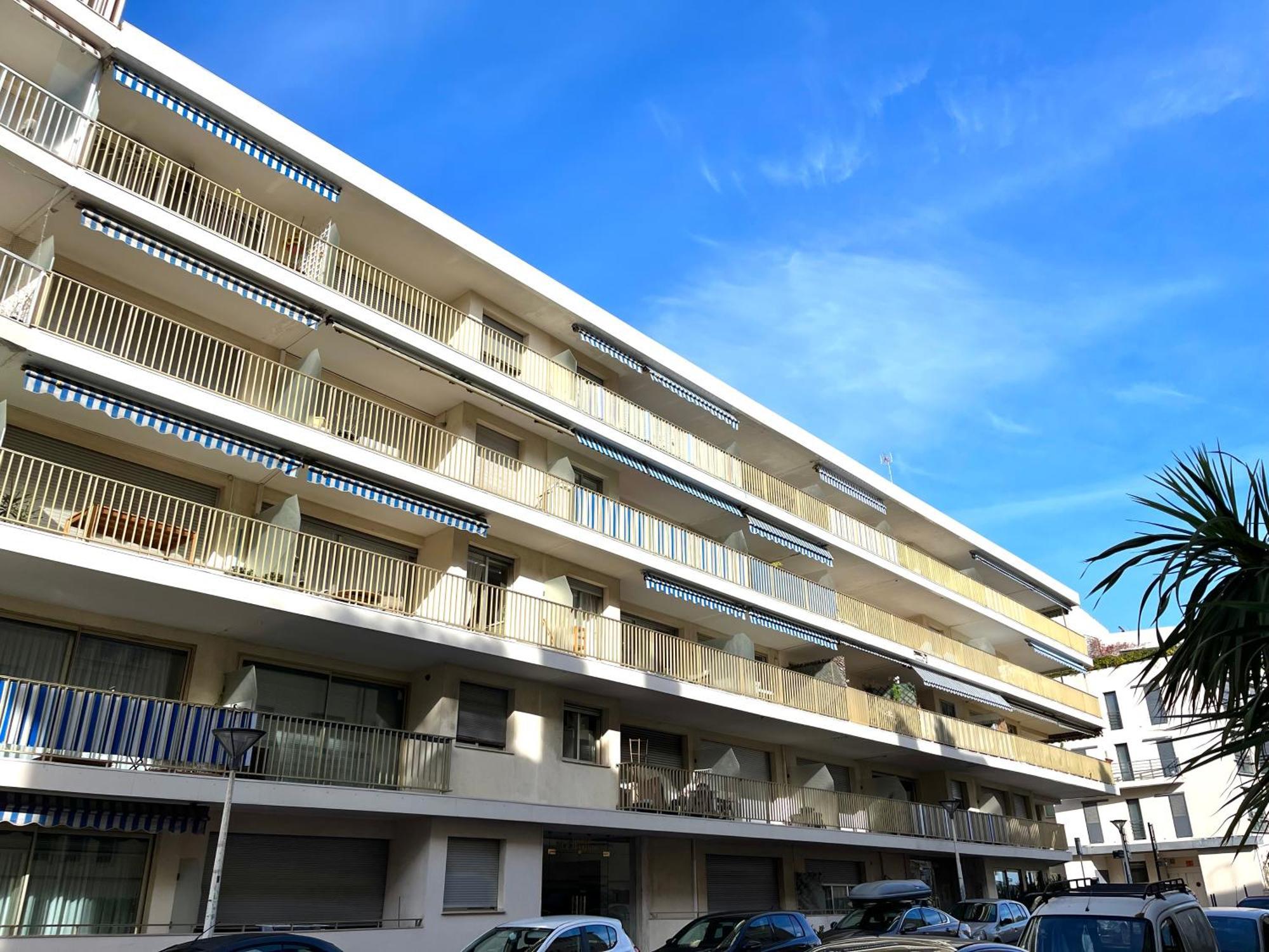 Antibes Carre D'Or Bastion Albert 1Er Vue Mer 外观 照片